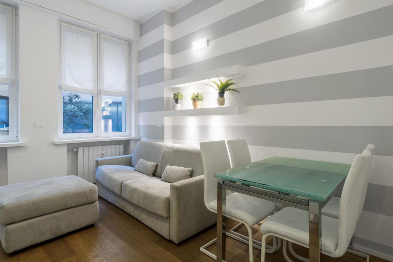 Easylife - San Babila - Elegante E Rifinito Bilocale Nel Cuore Della Citta Milán Exterior foto