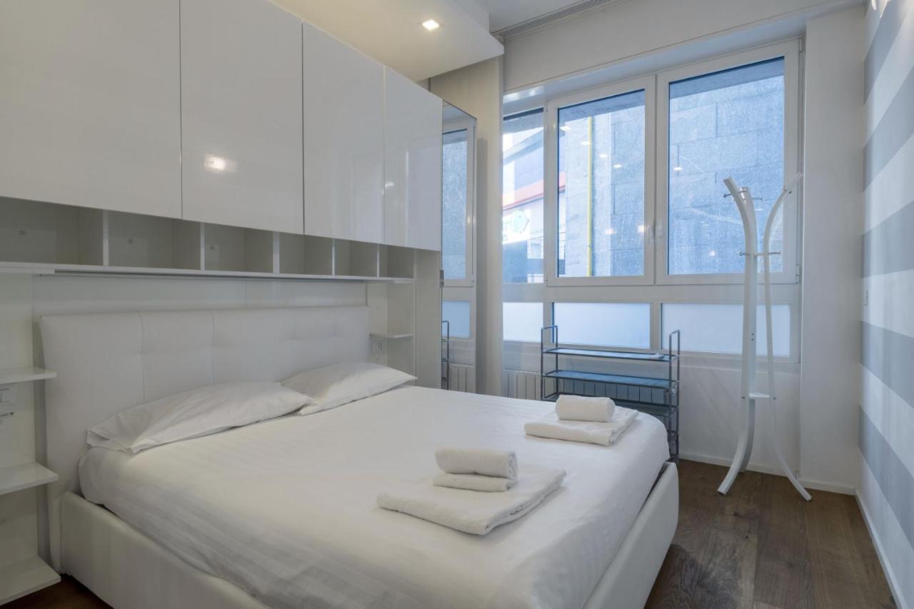 Easylife - San Babila - Elegante E Rifinito Bilocale Nel Cuore Della Citta Milán Exterior foto